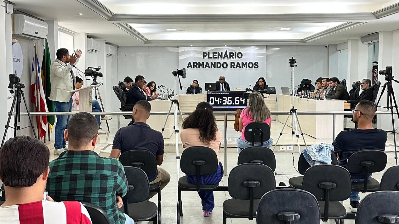 15ª Sessão Ordinária: vereadores aprovam novos projetos, requerimentos e indicações