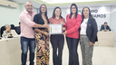 Coletivo SINTRAF recebe placa de Moção de Aplausos 